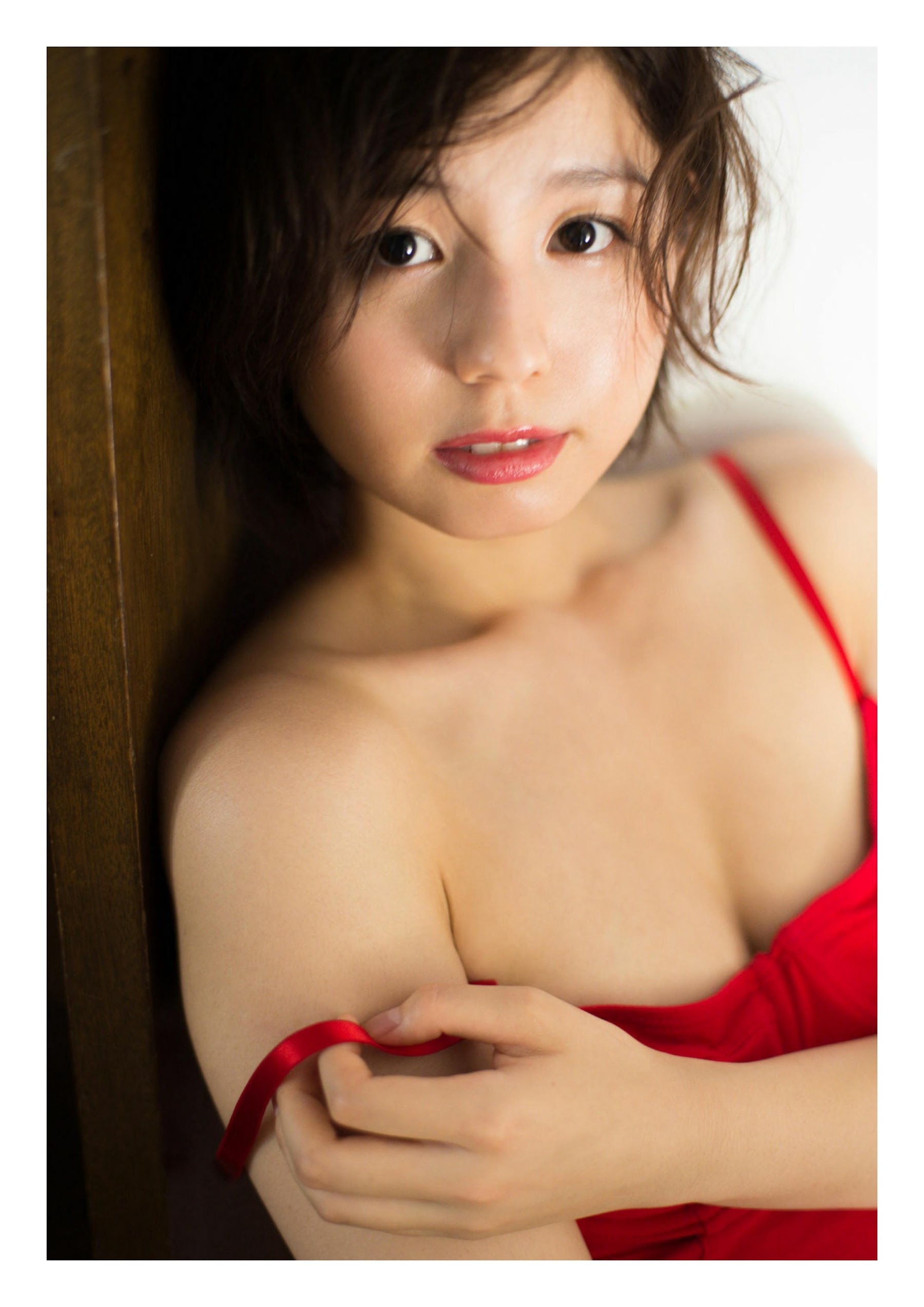 小池里奈 グラビア水着画像① 26枚目