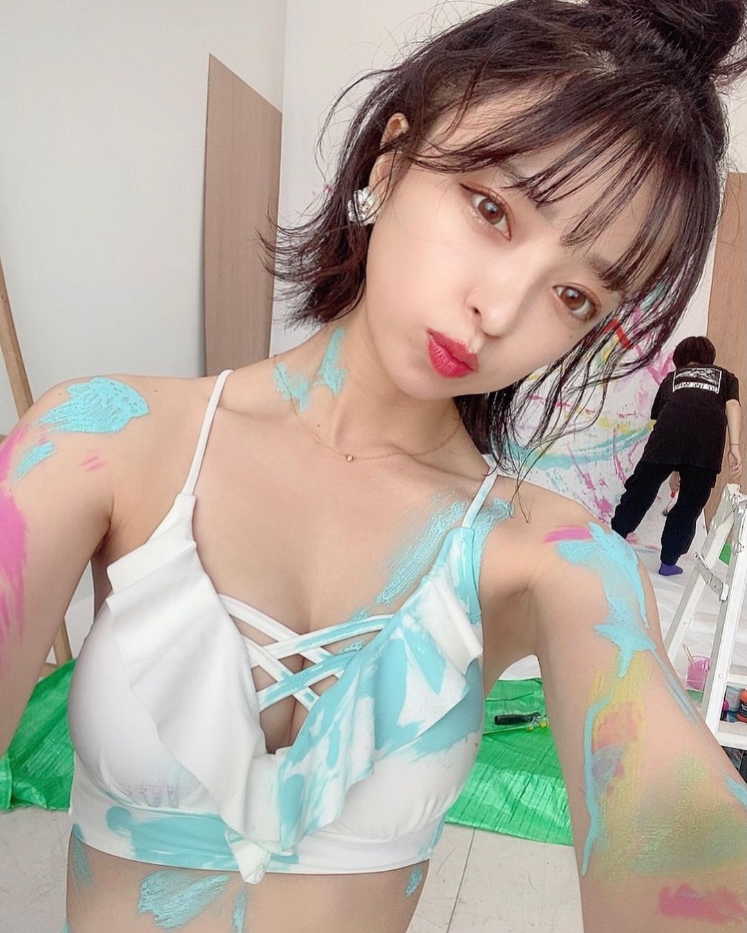さおりん(ヘラヘラ三銃士)グラビア水着画像① 23枚目