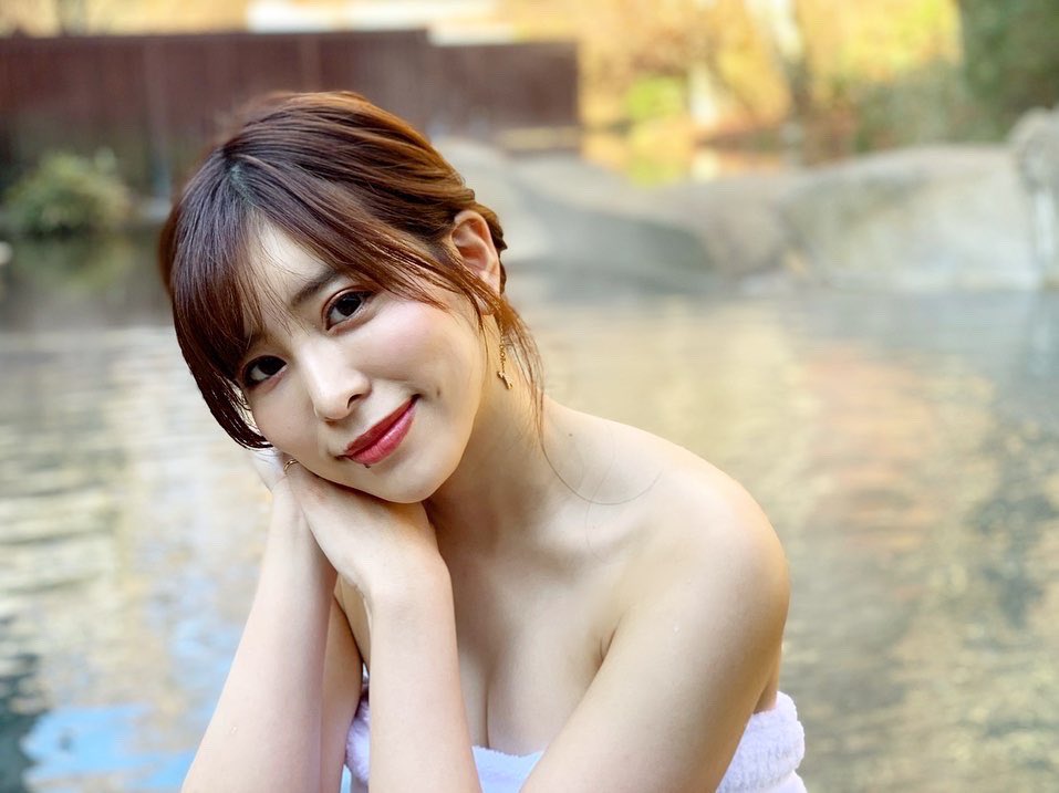 桃衣香帆 最新グラビア含む水着画像 17枚目