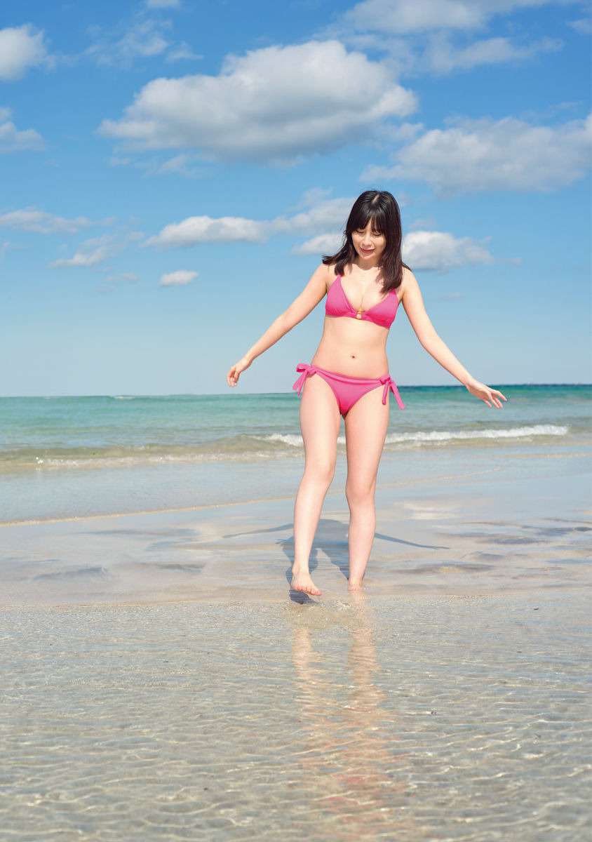 宮内凛(まねきケチャ)最新グラビア水着画像① 3枚目