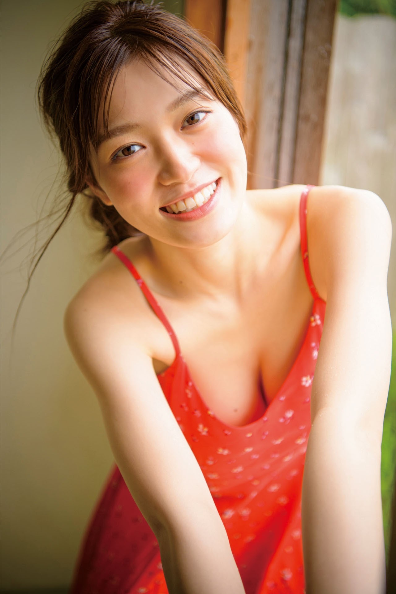 岩本愛未 グラビア水着画像② 3枚目