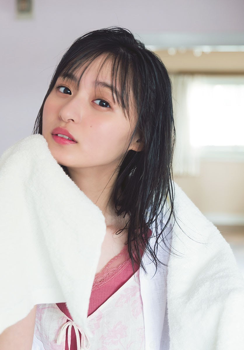 遠藤さくら(乃木坂46)グラビア画像① 12枚目