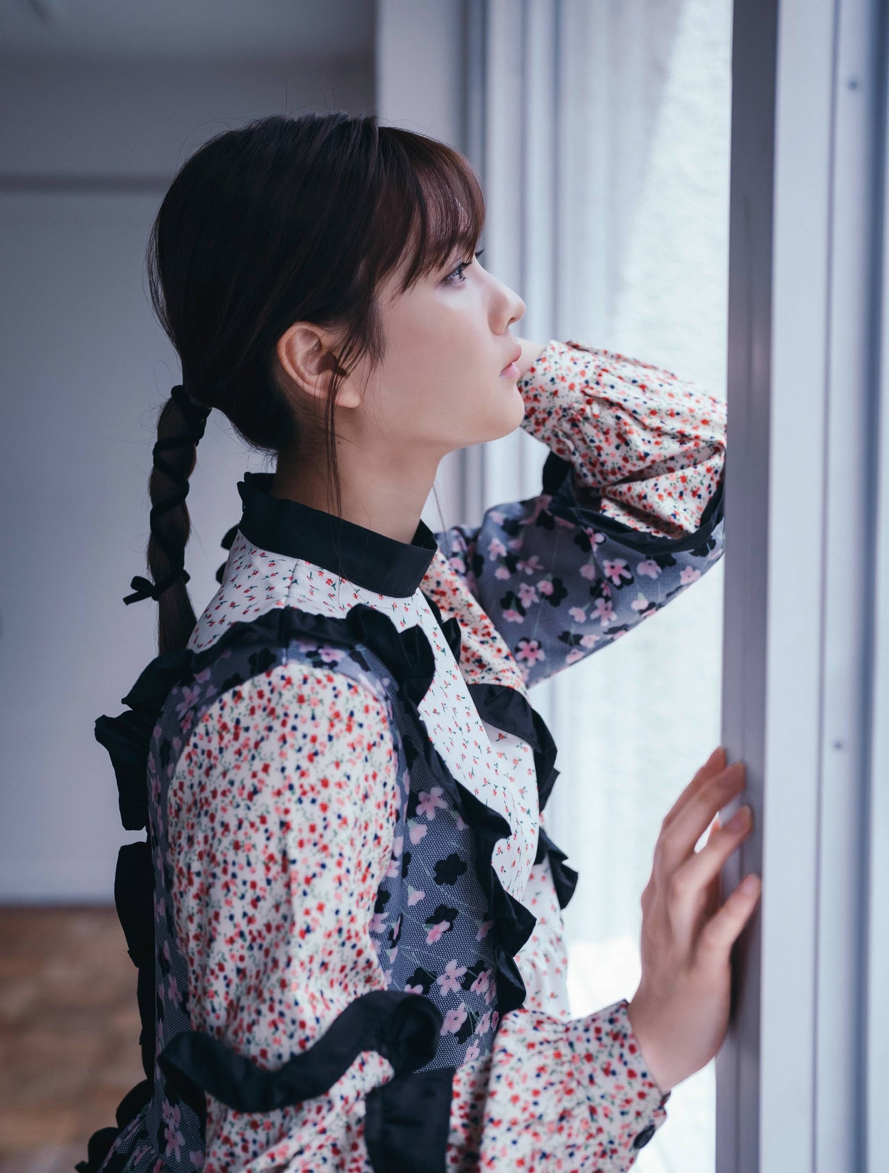 中村麗乃(乃木坂46) 最新グラビア画像 10枚目