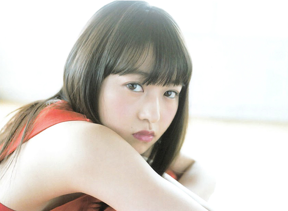 伊藤万理華 最新グラビア含む水着画像 14枚目