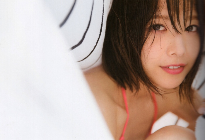 渡邉理佐(櫻坂46)グラビア水着画像② 22枚目