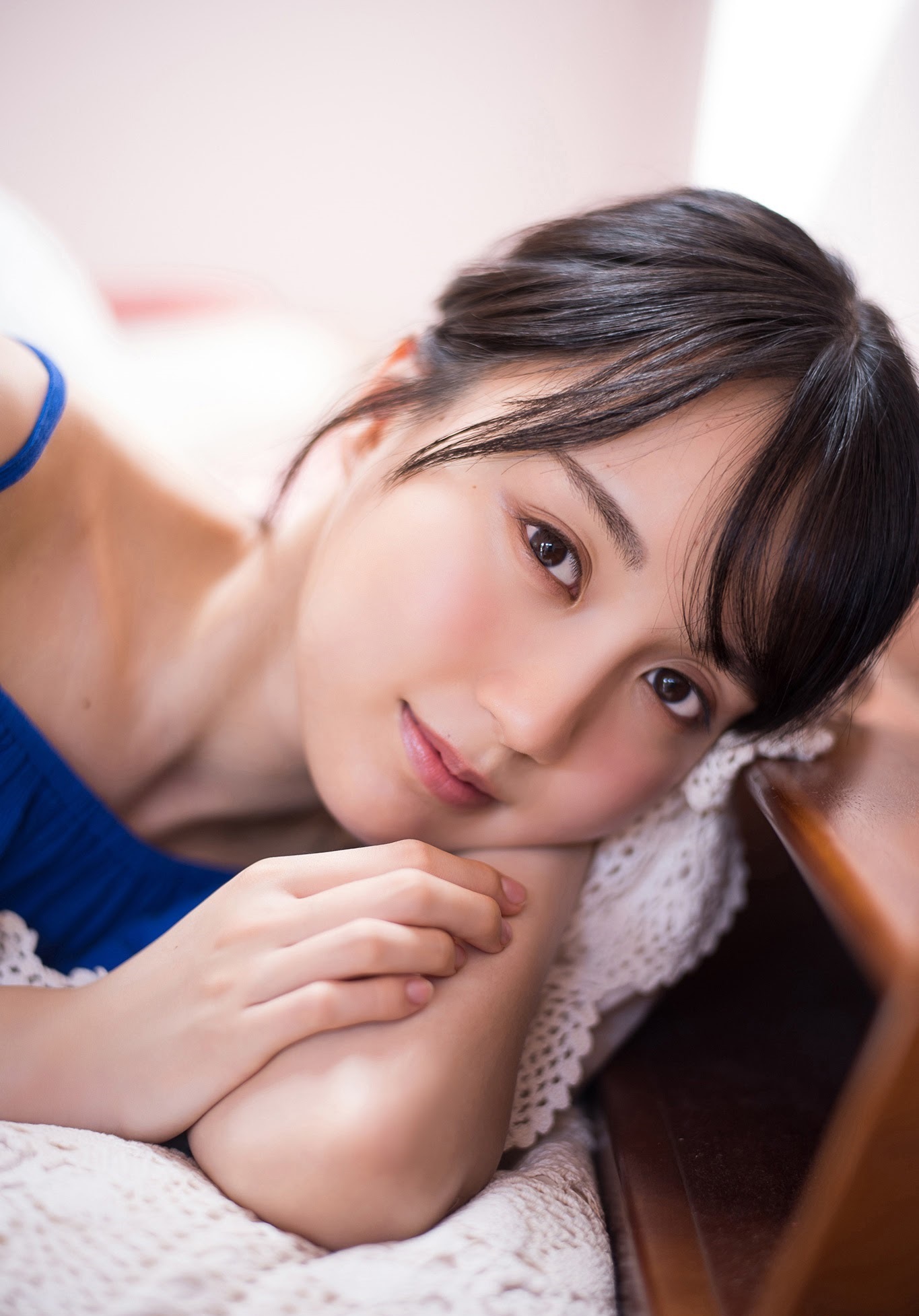 賀喜遥香(乃木坂46)グラビア画像① 1枚目