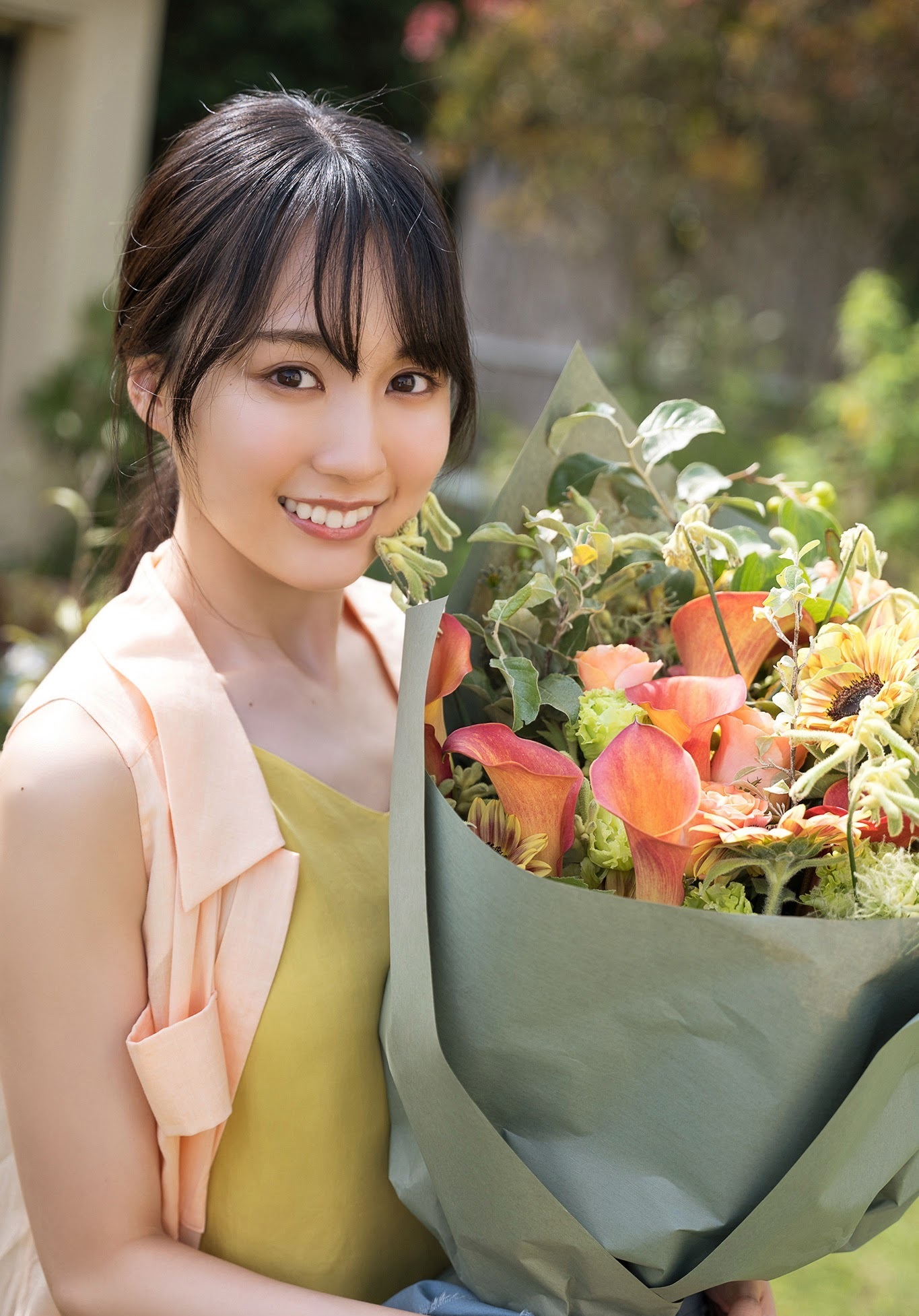 賀喜遥香(乃木坂46)グラビア画像① 9枚目