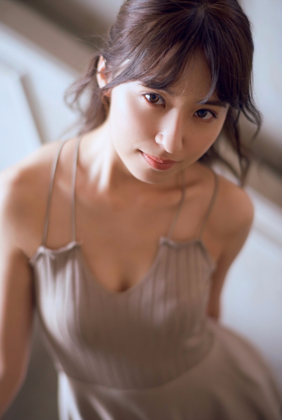 衛藤美彩 グラビア水着画像 14枚目