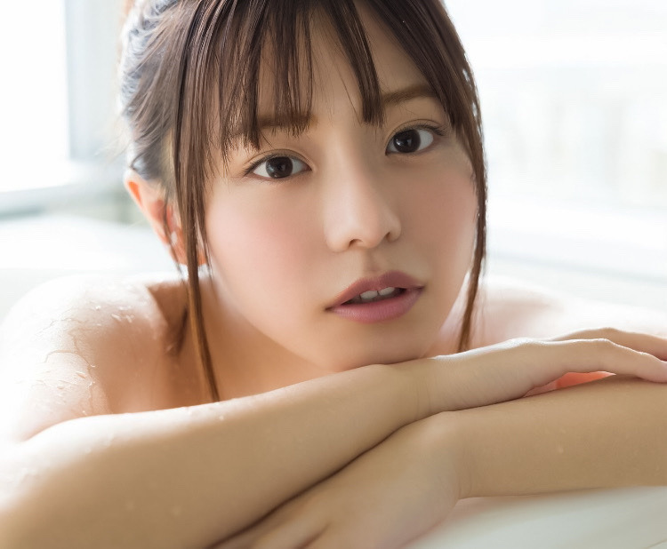 浅倉唯 グラビア水着画像③ 21枚目