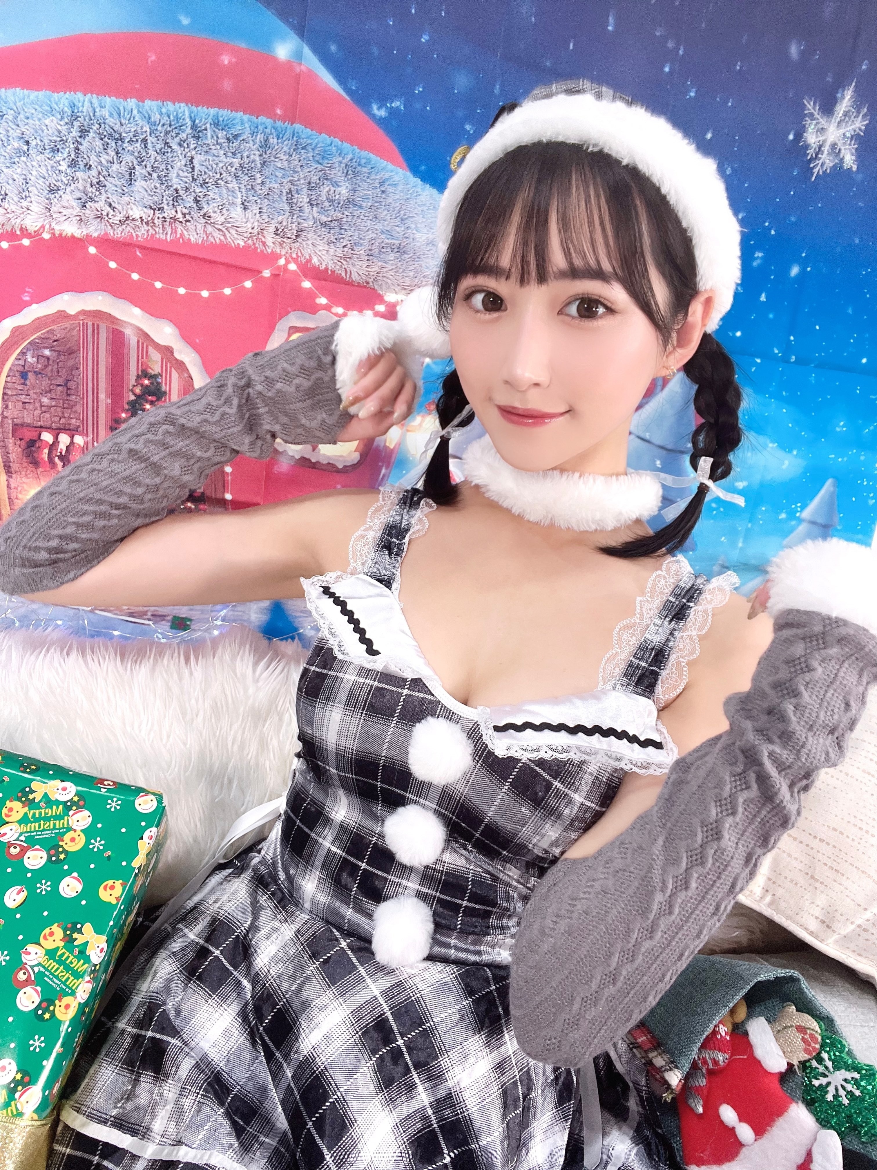 川瀬もえ 最新グラビア水着画像③ 28枚目