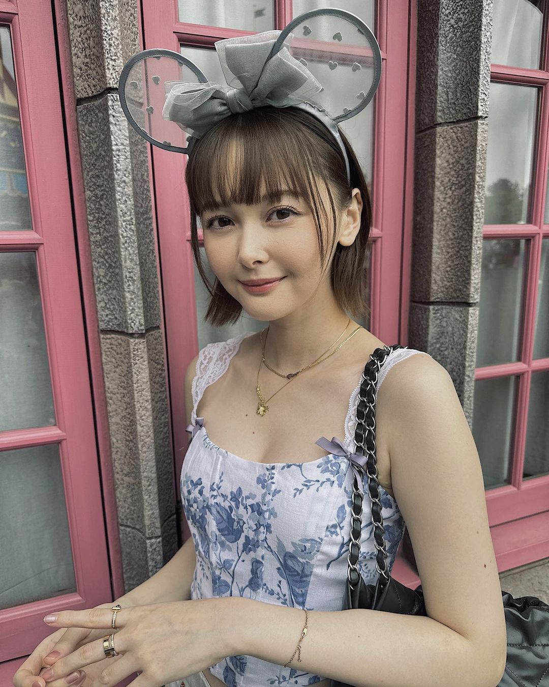 玉城ティナ 最新グラビア含む水着画像② 12枚目