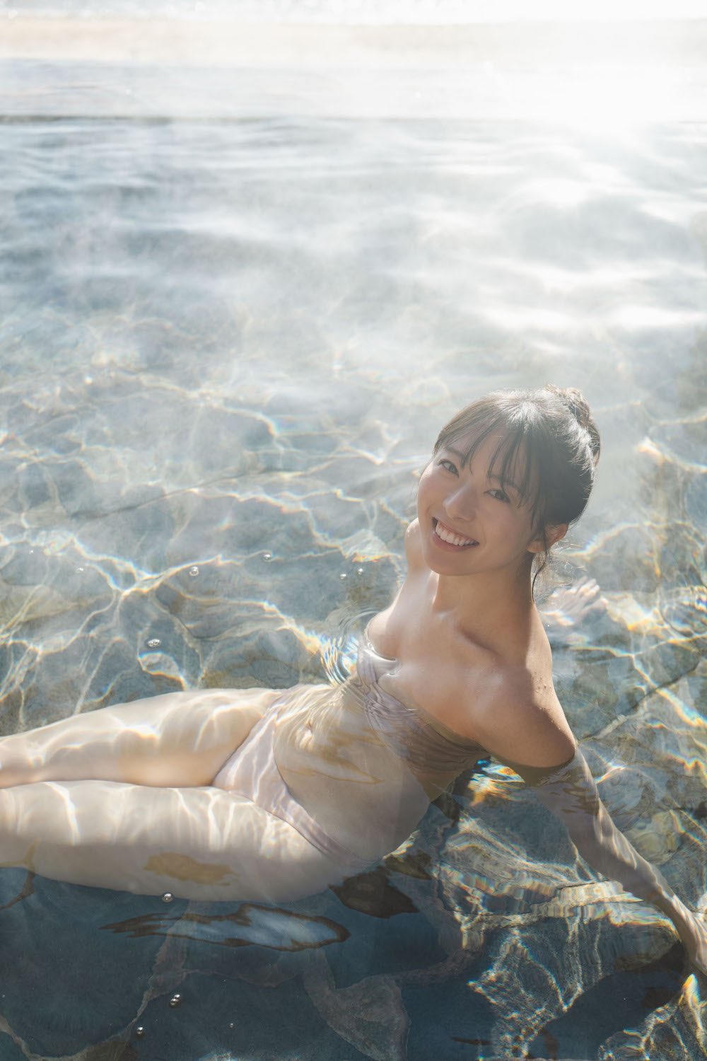今村美月(STU48)最新グラビア水着画像 17枚目