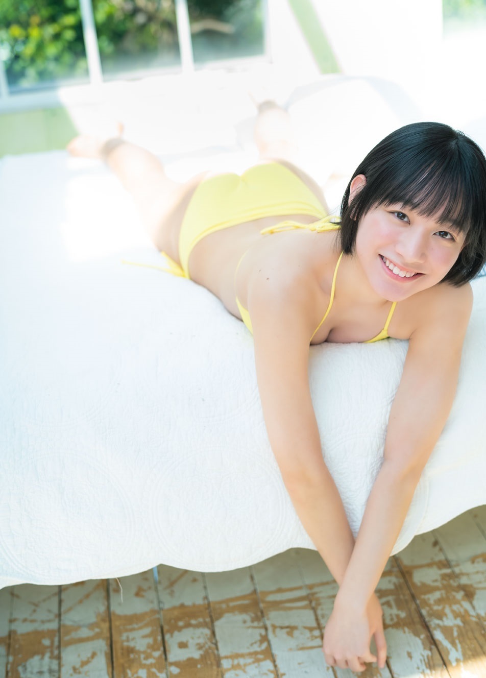 紺谷凪乃 最新グラビア水着画像 8枚目