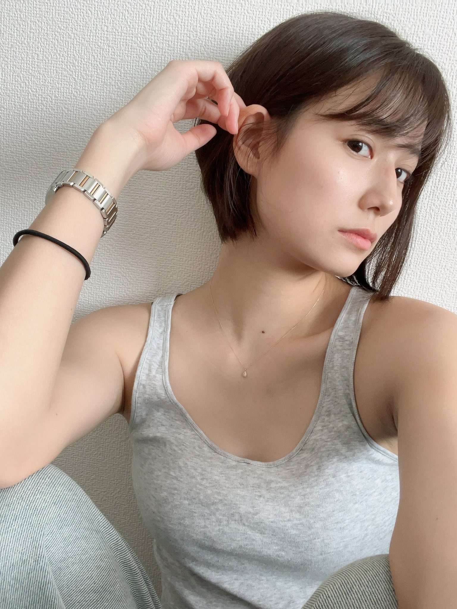 新谷あやか 最新グラビア水着画像 21枚目