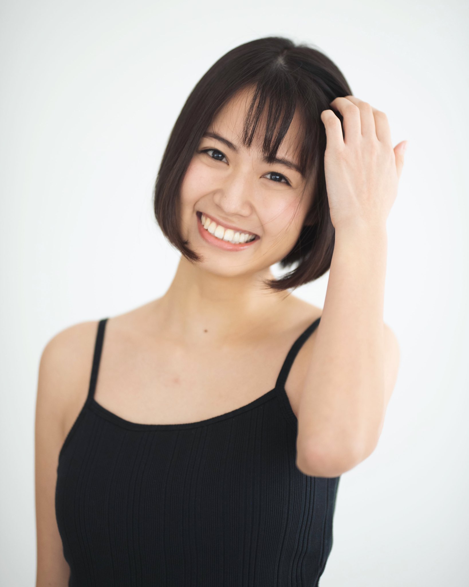 新谷あやか 最新グラビア水着画像 24枚目