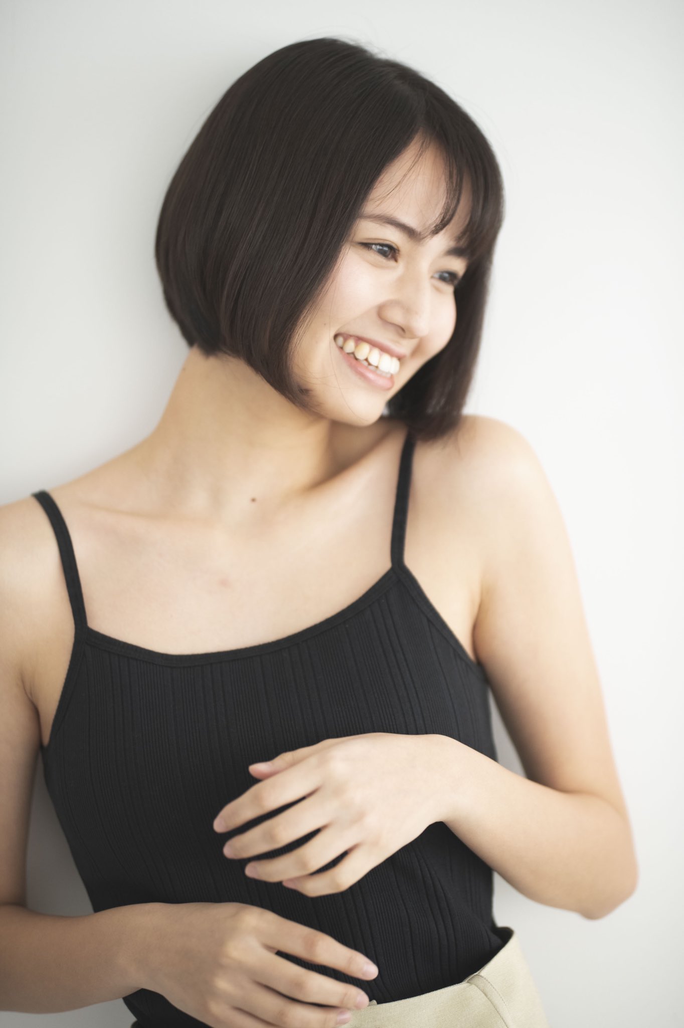 新谷あやか 最新グラビア水着画像 25枚目
