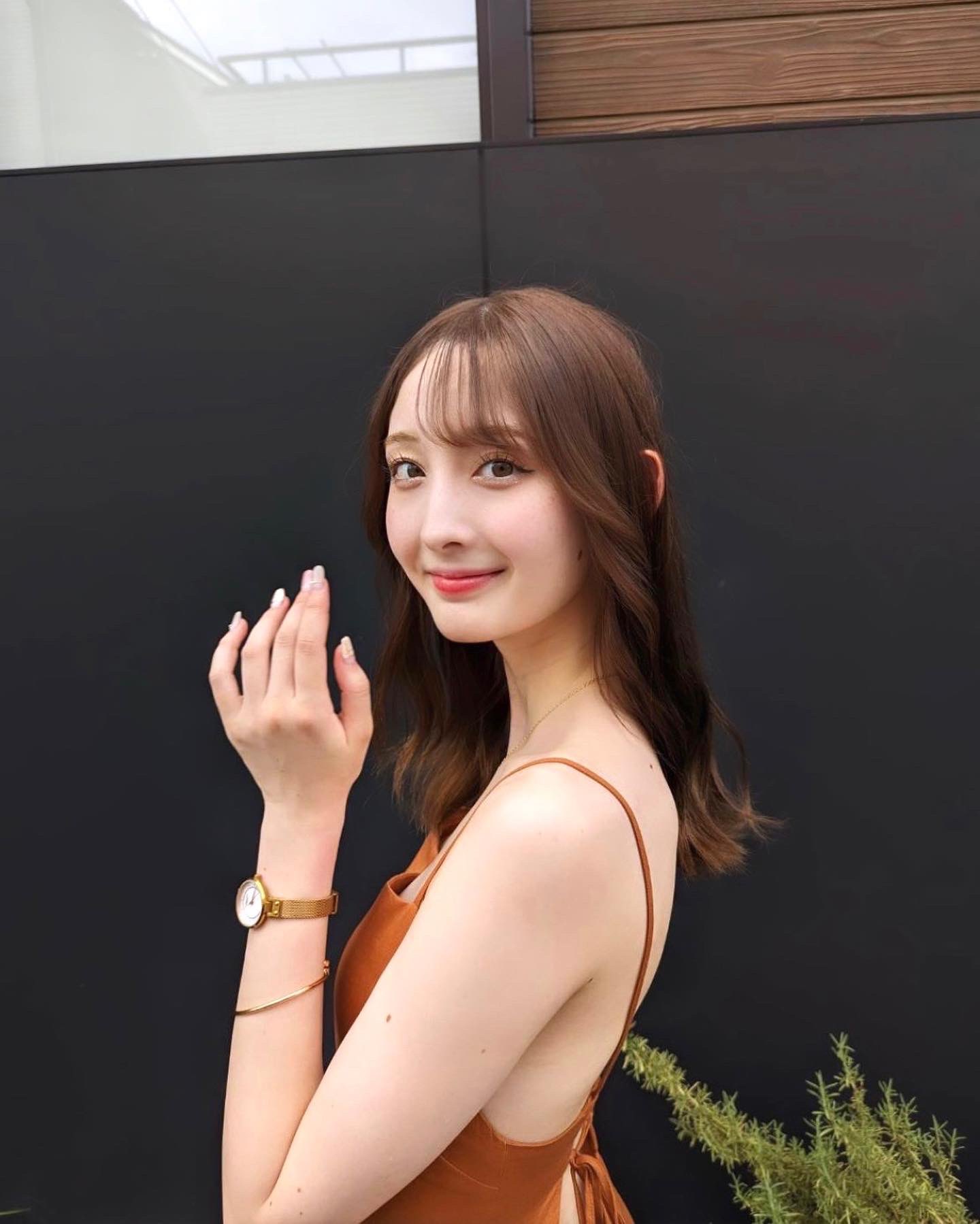 菜那セシル 最新グラビア水着画像 24枚目