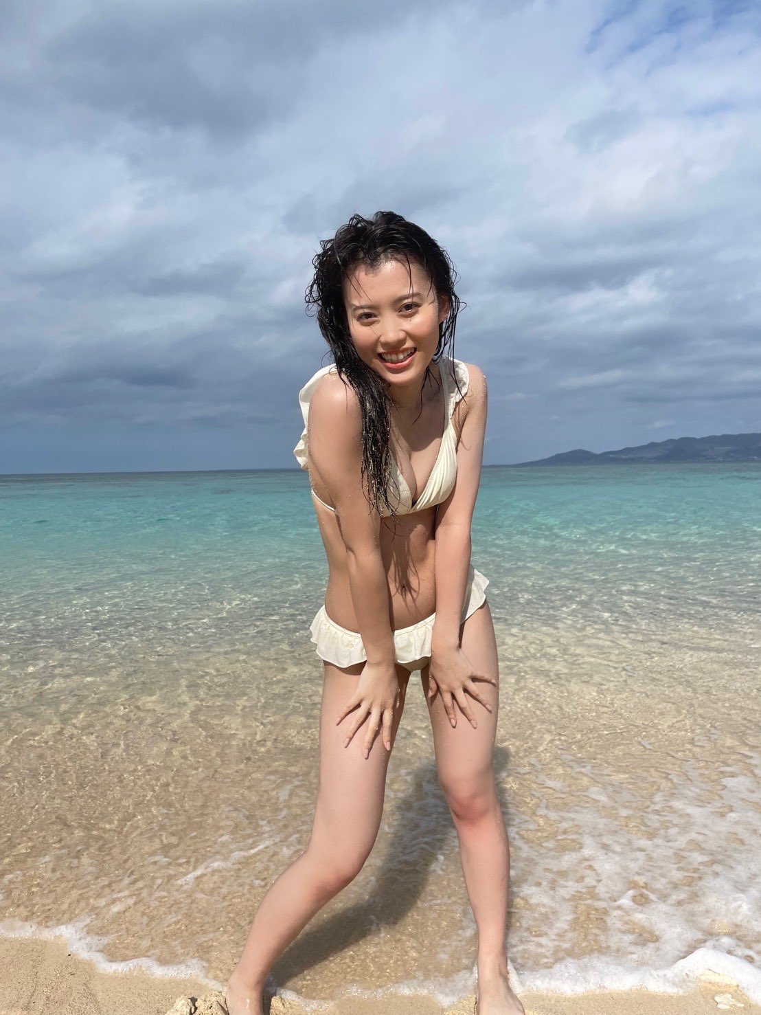岡部麟 最新グラビア水着画像② 9枚目