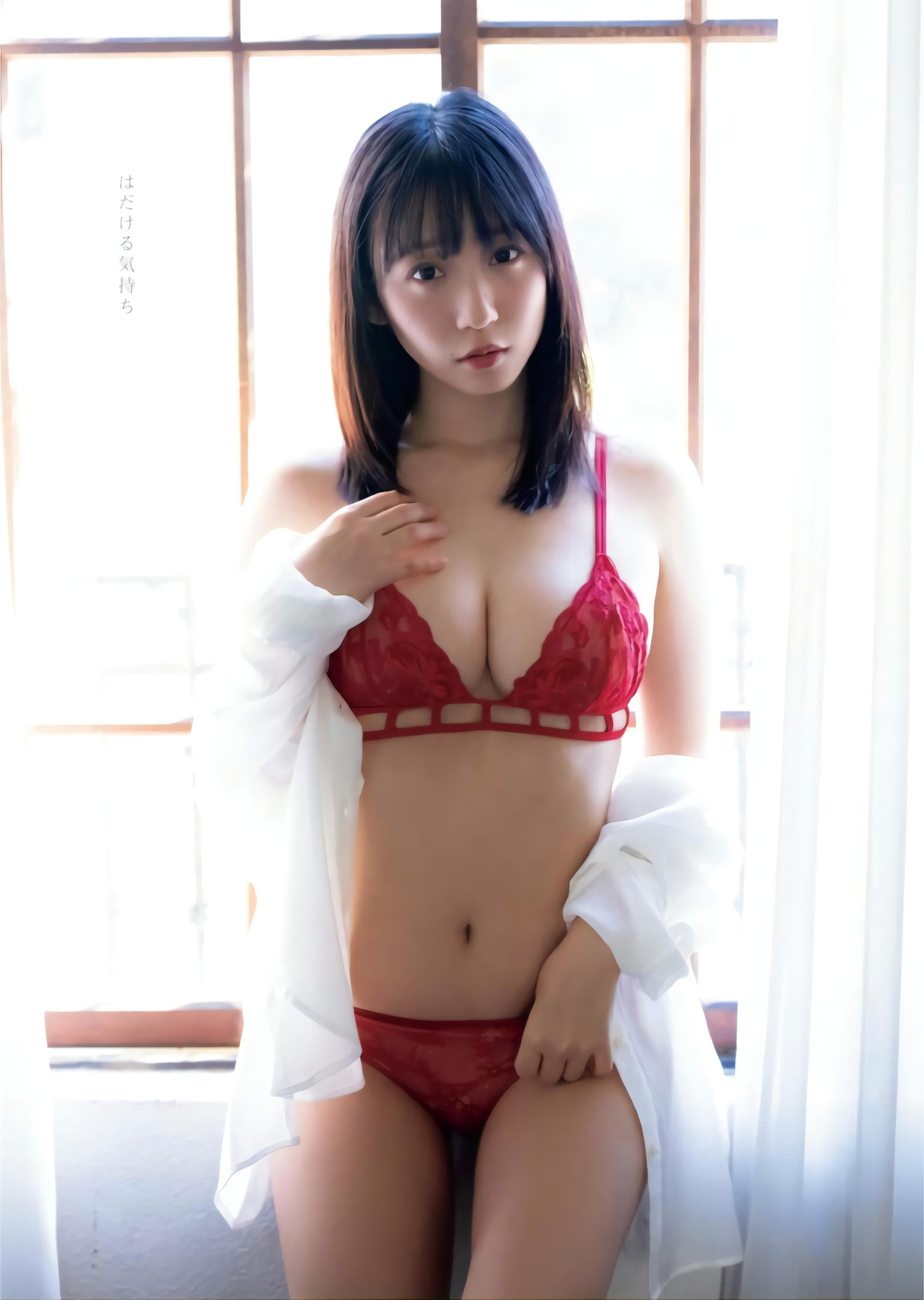 伊織もえ 最新グラビア水着画像⑮ 21枚目