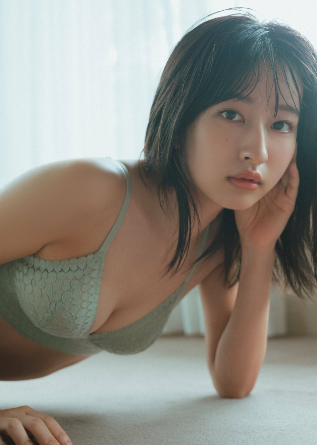 斉藤里奈 最新グラビア水着画像③ 7枚目