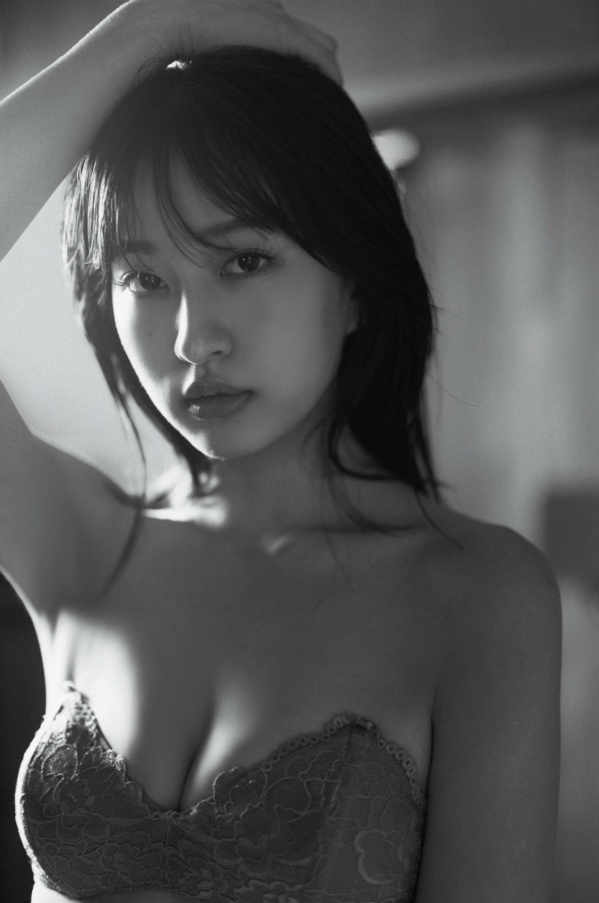 斉藤里奈 最新グラビア水着画像③ 11枚目