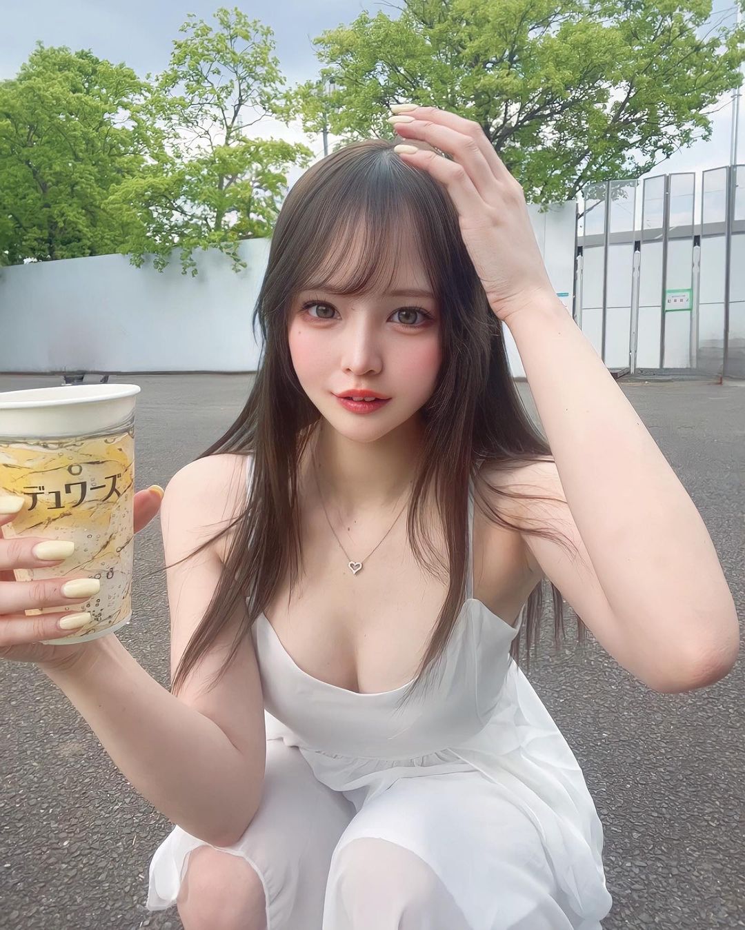 うらら(ベネ東京六本木)最新グラビア水着画像 15枚目