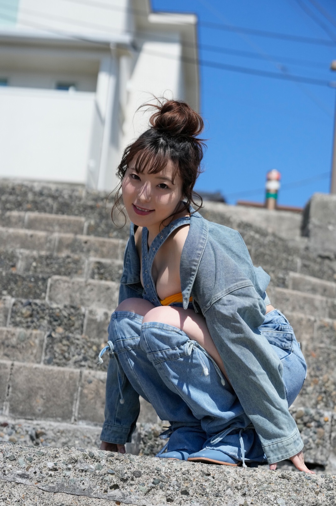 吉原怜那(ダウ90000)最新グラビア水着画像 12枚目