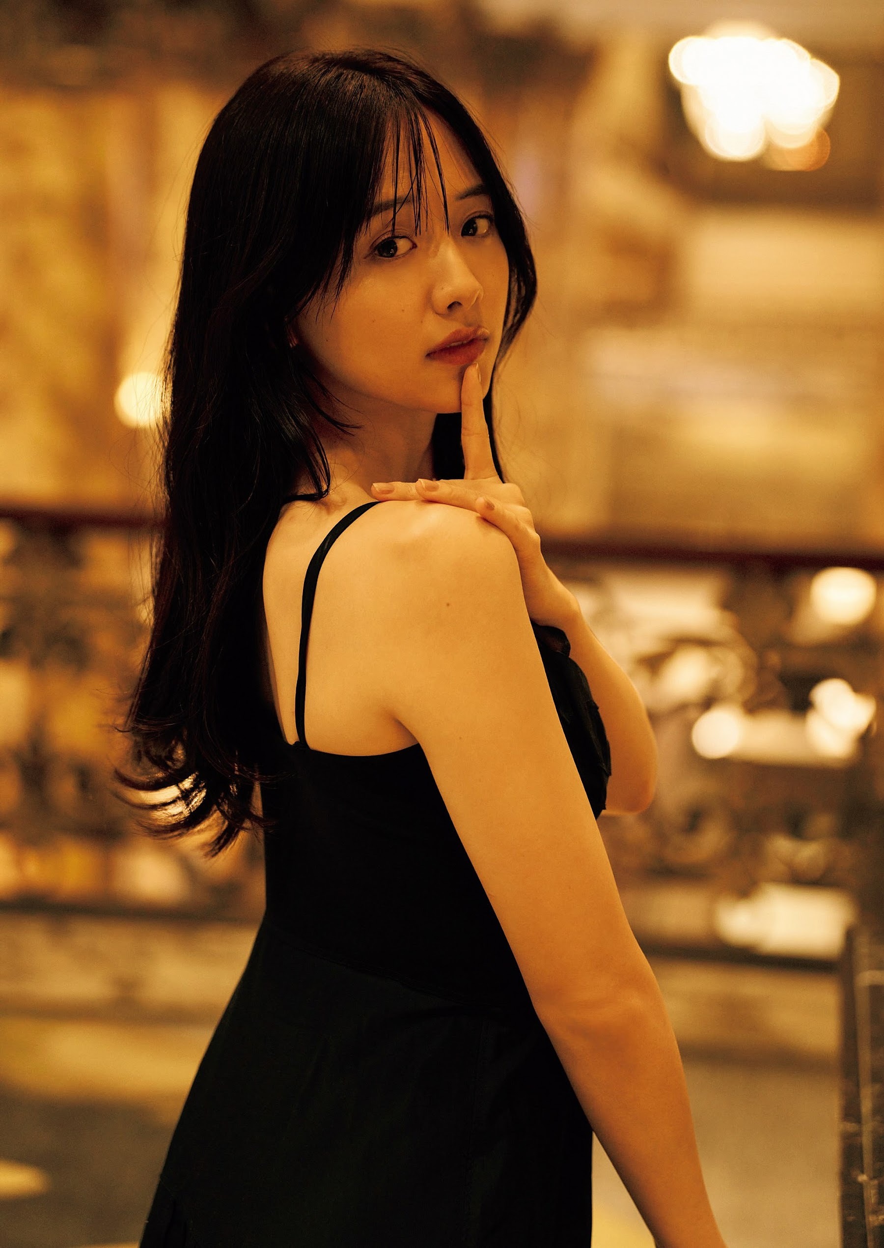 森香澄 最新グラビア水着画像④ 26枚目