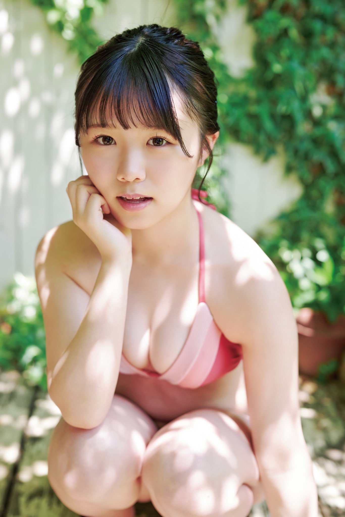鈴もも 最新グラビア水着画像 22枚目