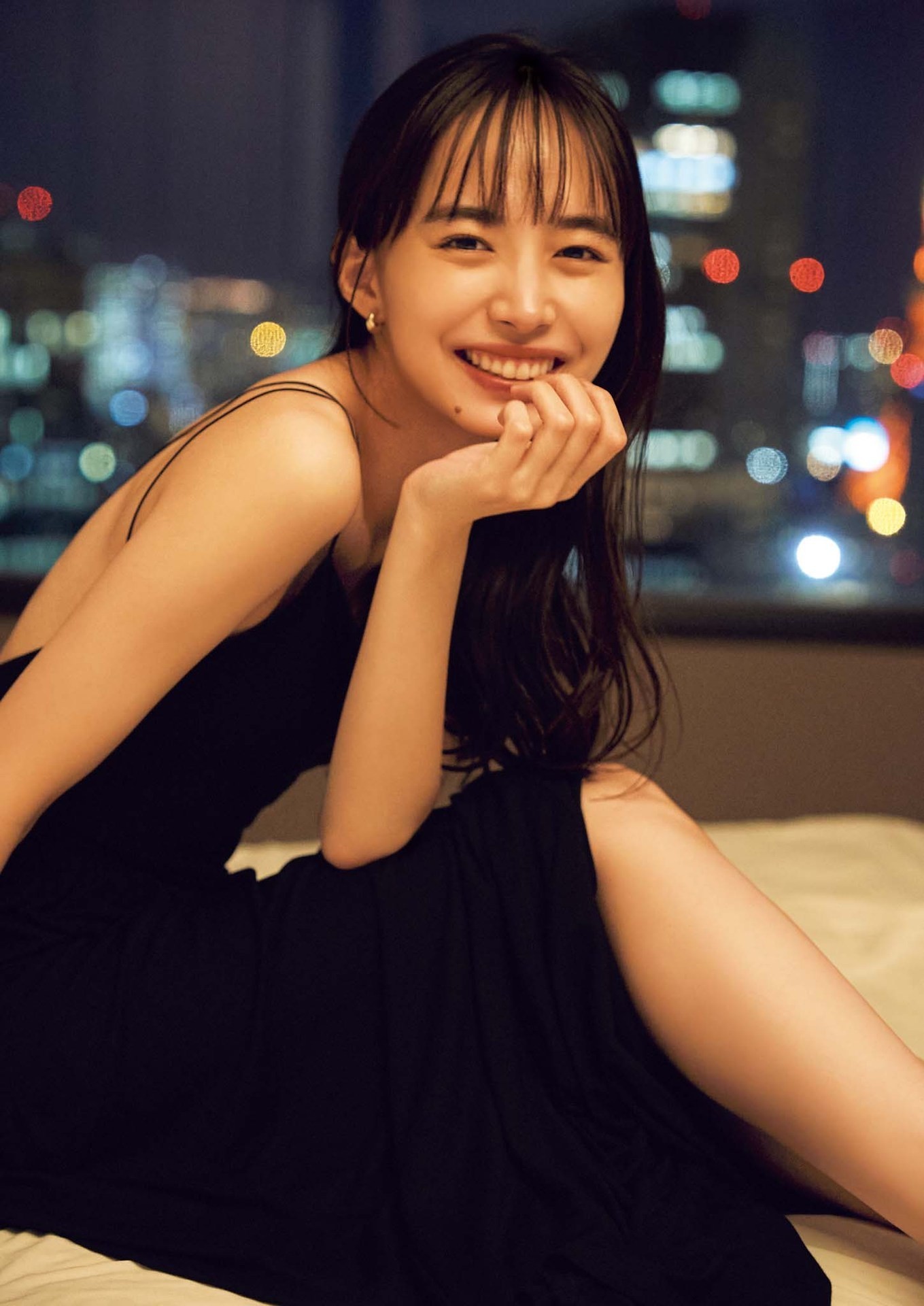井桁弘恵 最新グラビア水着画像② 15枚目