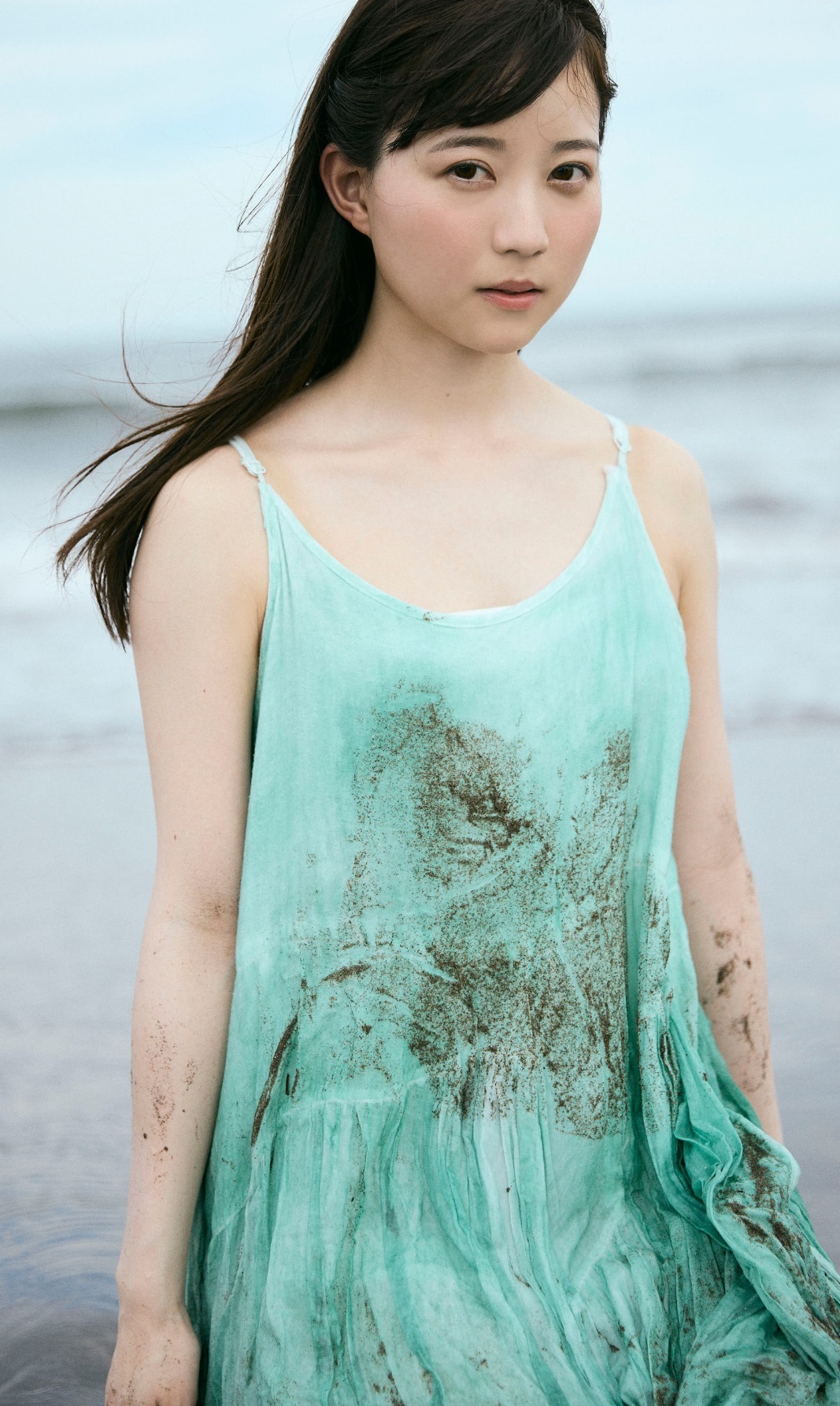 菊池日菜 最新グラビア画像 13枚目