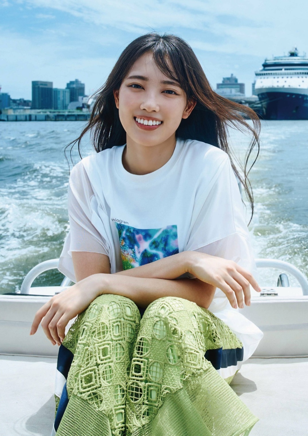 清水理央(日向坂46)最新グラビア画像 26枚目