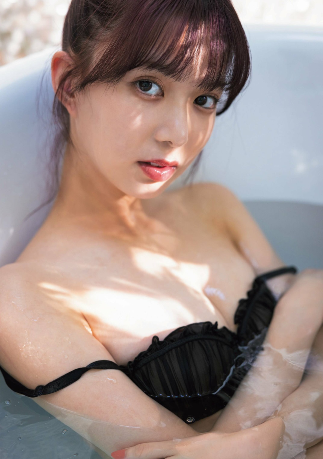 松平璃子 最新グラビア水着画像③ 12枚目