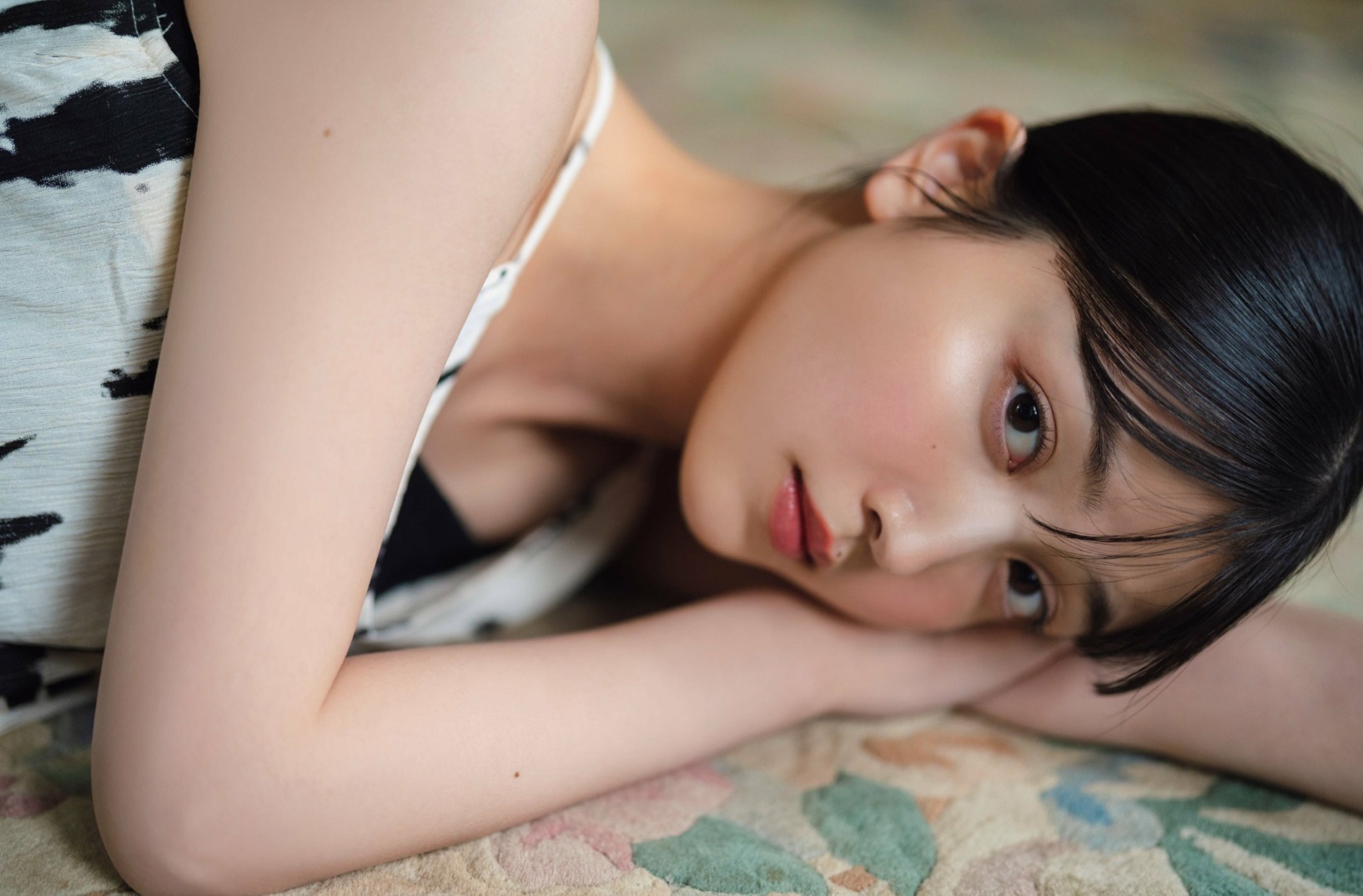 久保史緒里 最新グラビア含む水着画像③ 28枚目