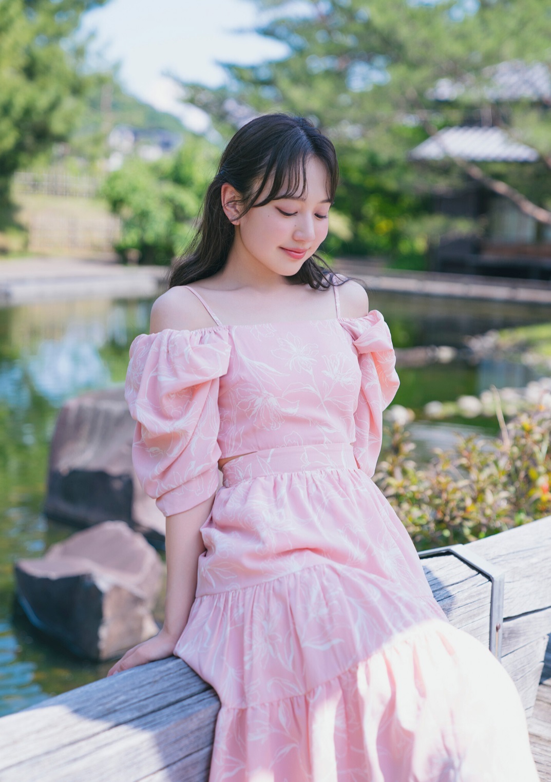 福室莉音 最新グラビア水着画像 9枚目