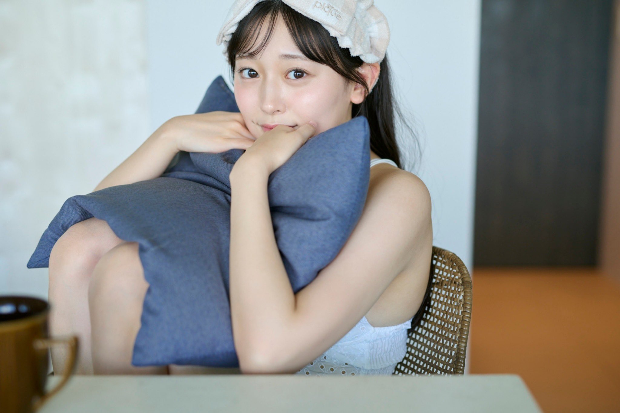 石橋颯(HKT48)最新グラビア水着画像 6枚目