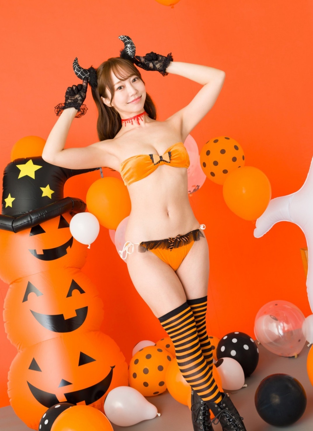 城戸ひなの 最新グラビア水着画像 9枚目