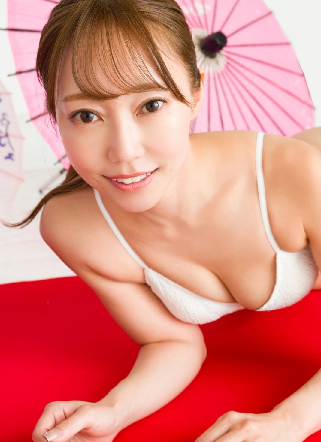 城戸ひなの 最新グラビア水着画像 13枚目