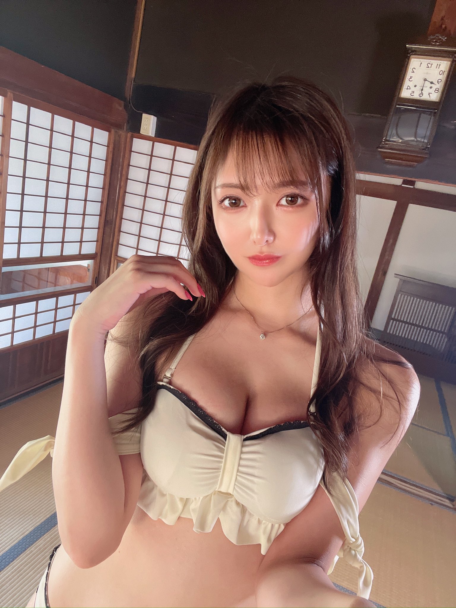 あゆあゆ 最新グラビア水着画像 14枚目