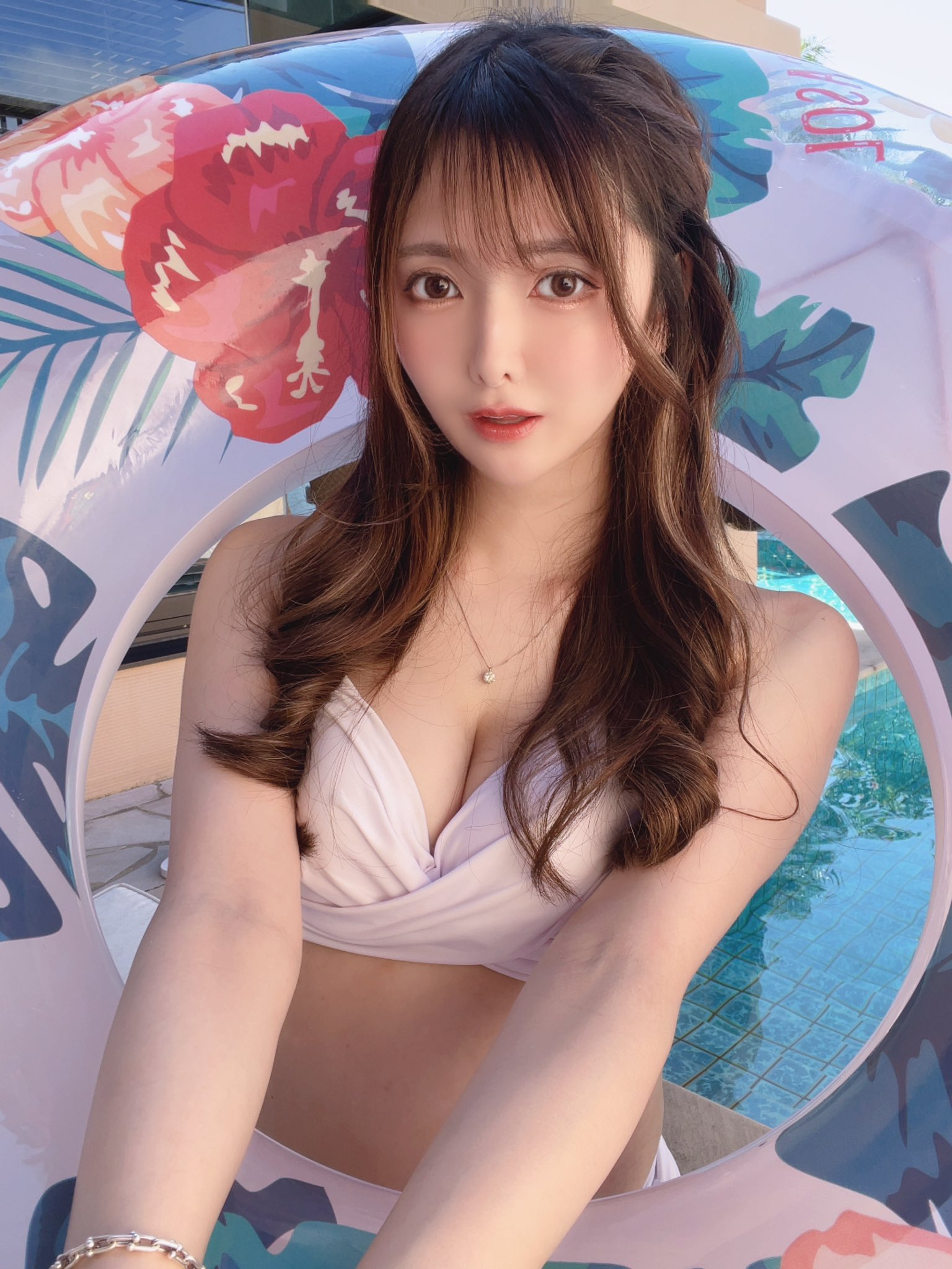 あゆあゆ 最新グラビア水着画像 19枚目