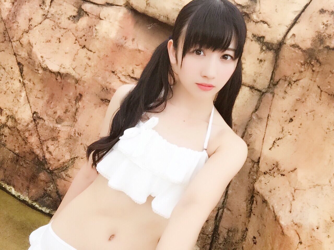 岡田夢以 最新グラビア水着画像 11枚目