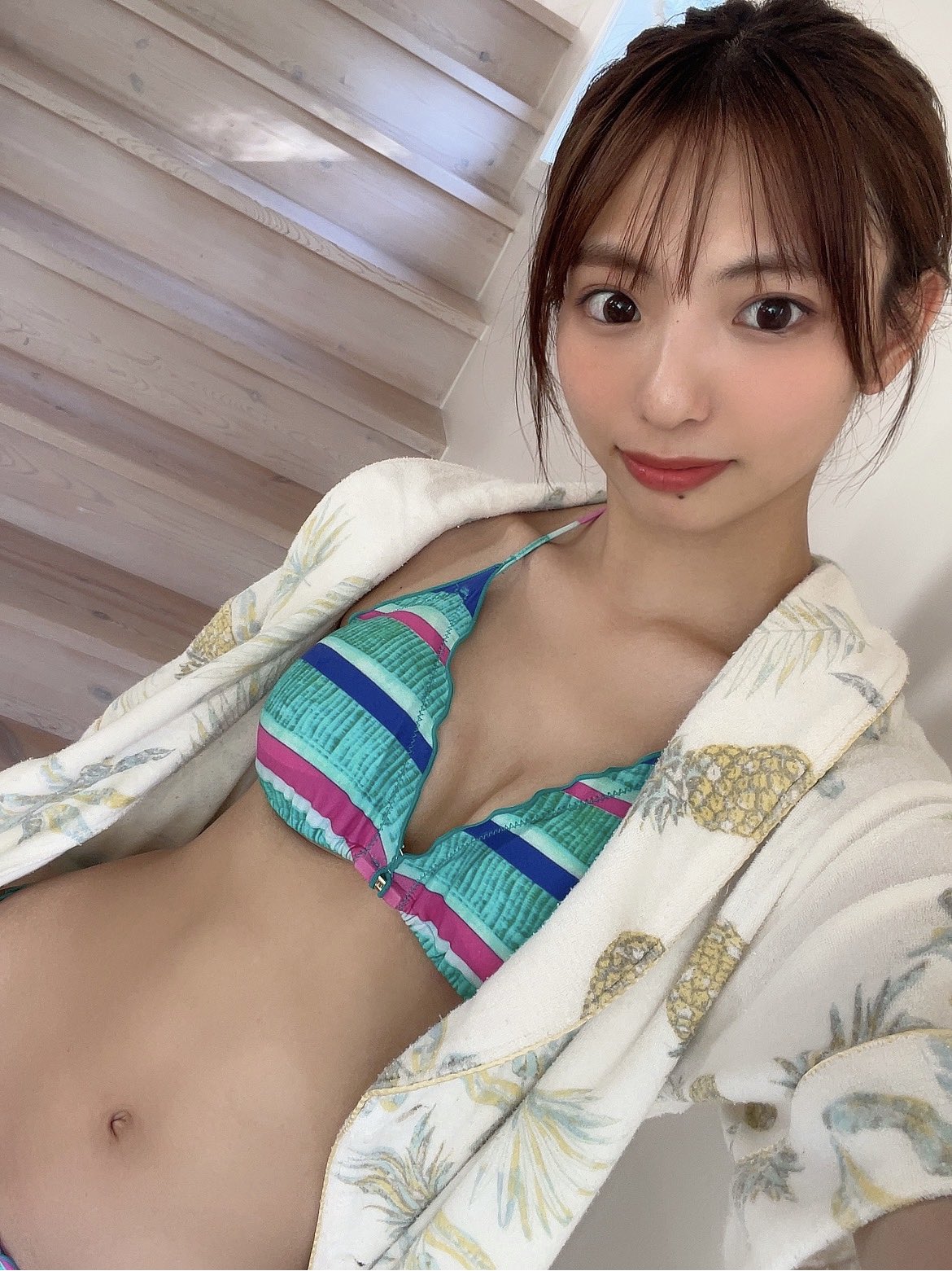 東条澪 最新グラビア水着画像 12枚目