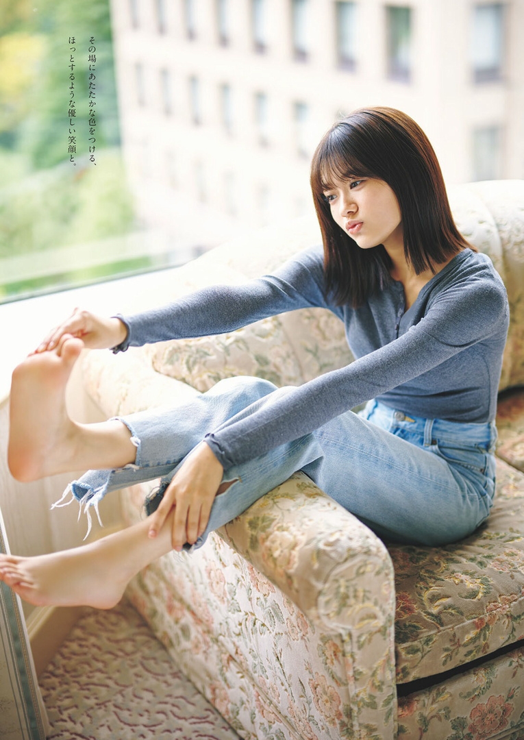 奥田いろは(乃木坂46)最新グラビア画像 2枚目