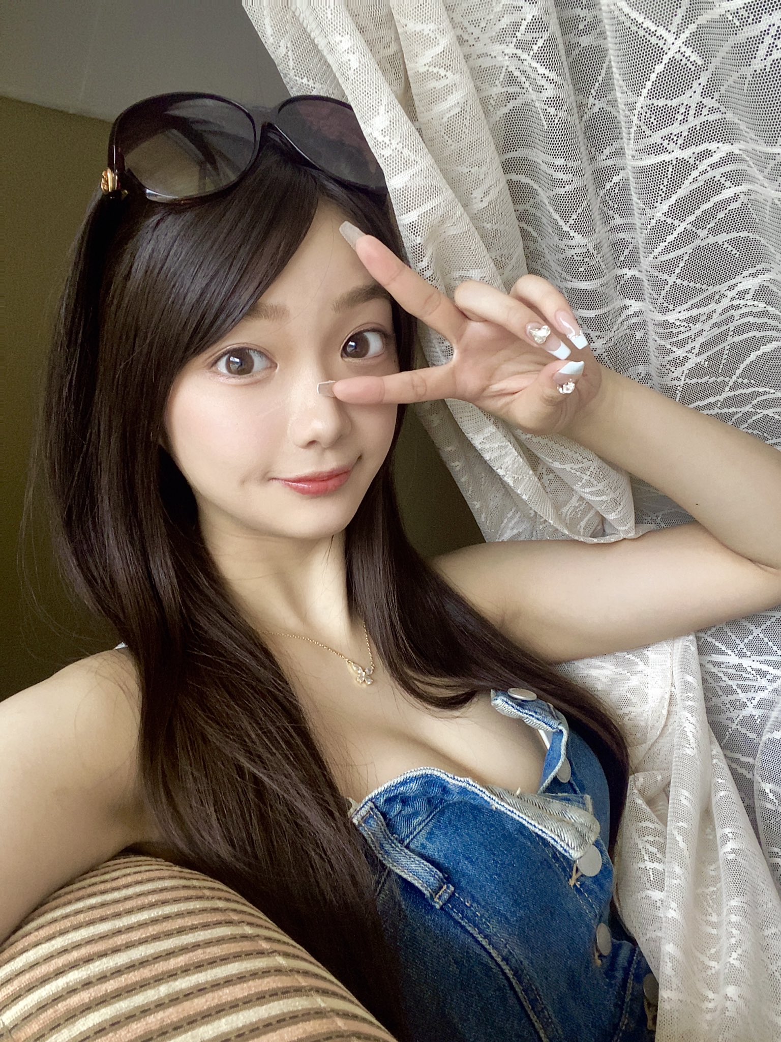 山下彩耶 最新グラビア水着画像 10枚目