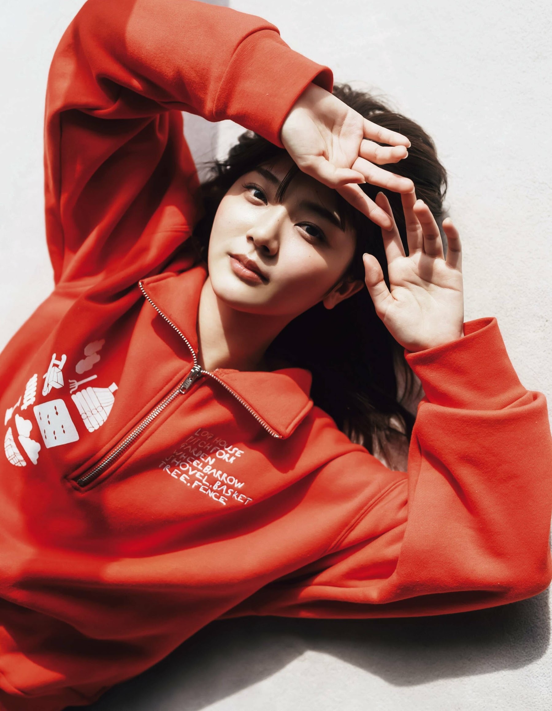 山下葉留花(日向坂46)最新グラビア画像 16枚目