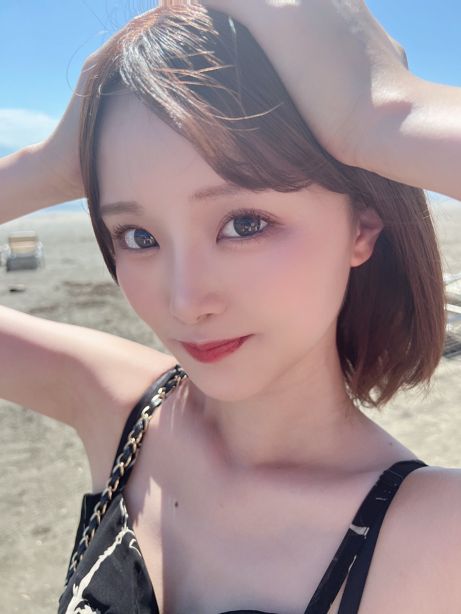 吉田恵美(よしめぐ)最新グラビア水着画像 21枚目