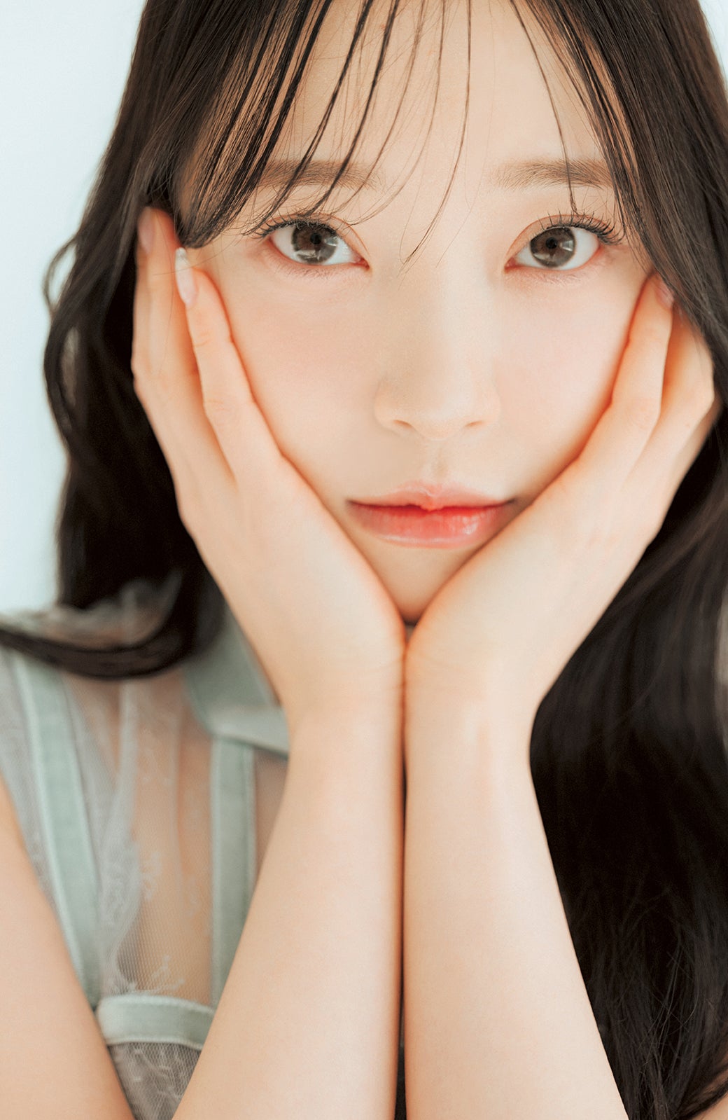 堀未央奈 最新グラビア水着画像④ 2枚目