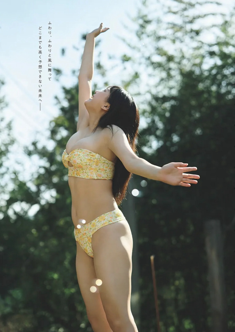 小花真彩 最新グラビア水着画像 5枚目