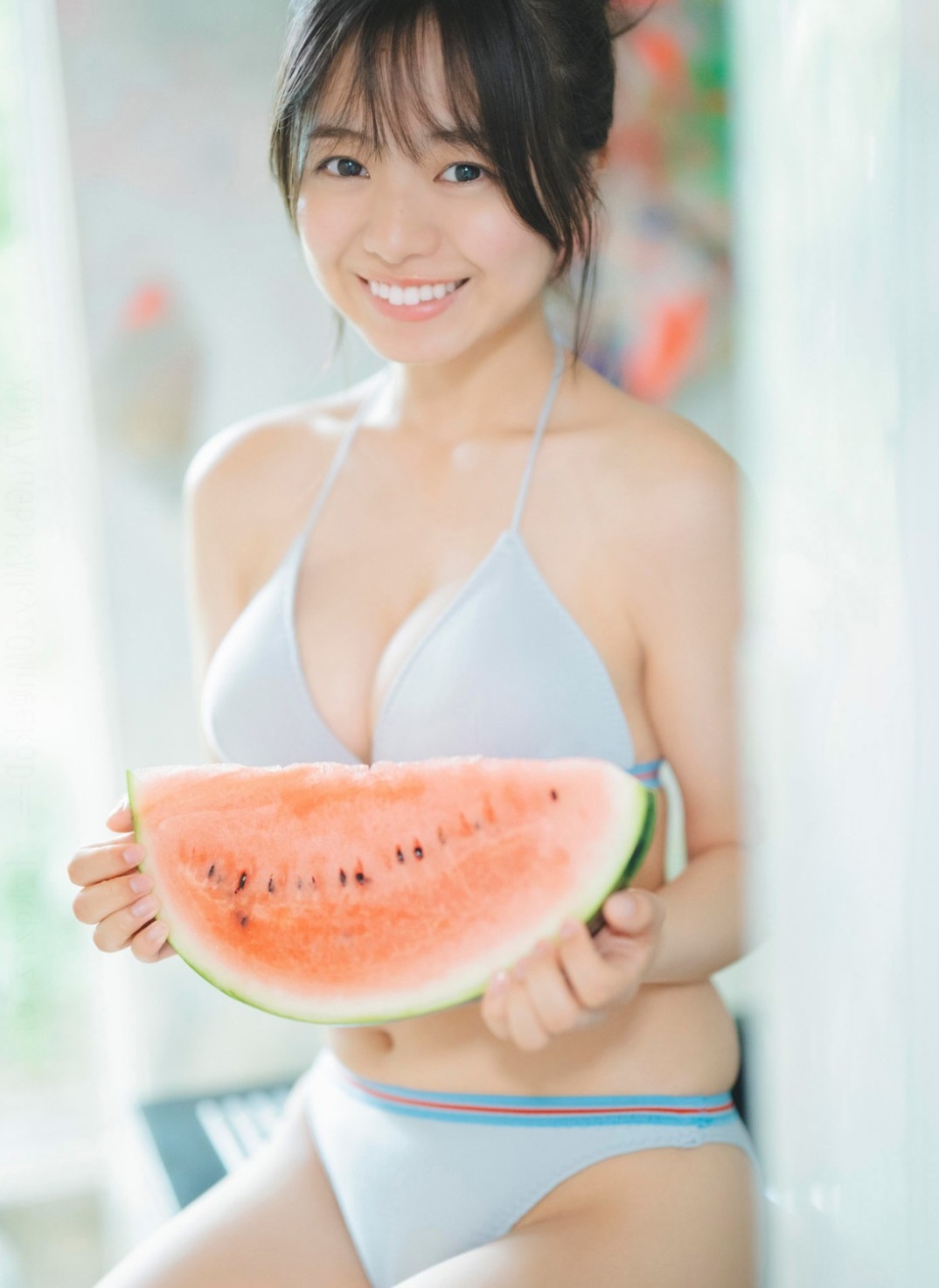 加藤綾乃 最新グラビア水着画像② 19枚目