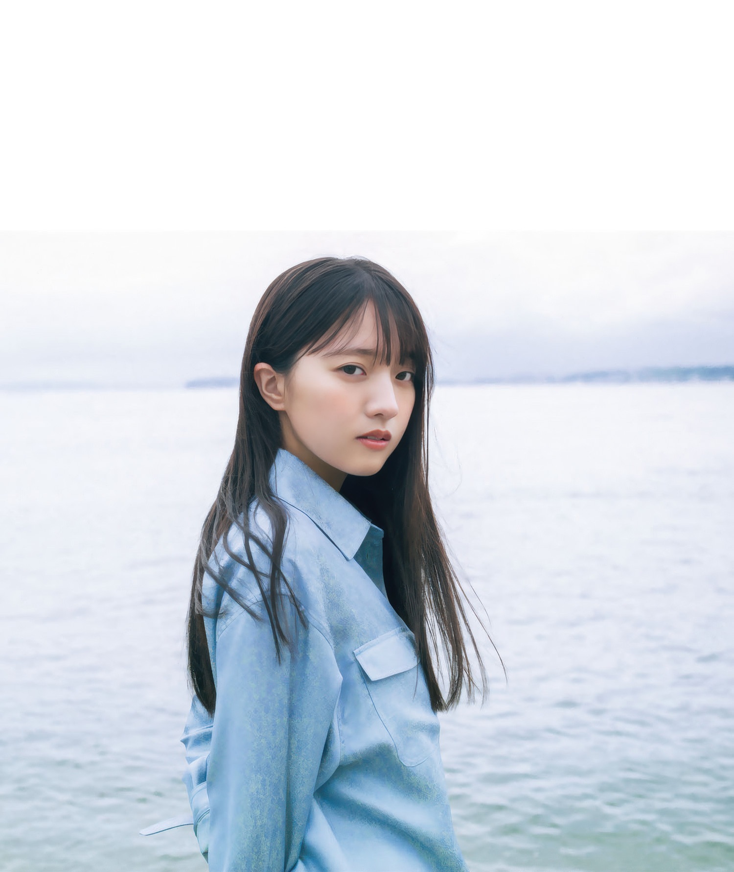 海邉朱莉(乃木坂46)最新グラビア画像 9枚目